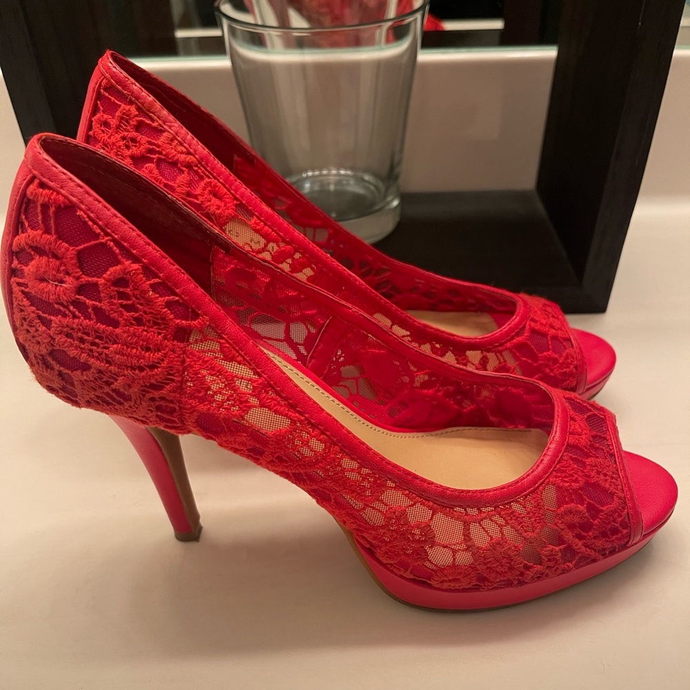 Antonio Melani Peep toe Heels